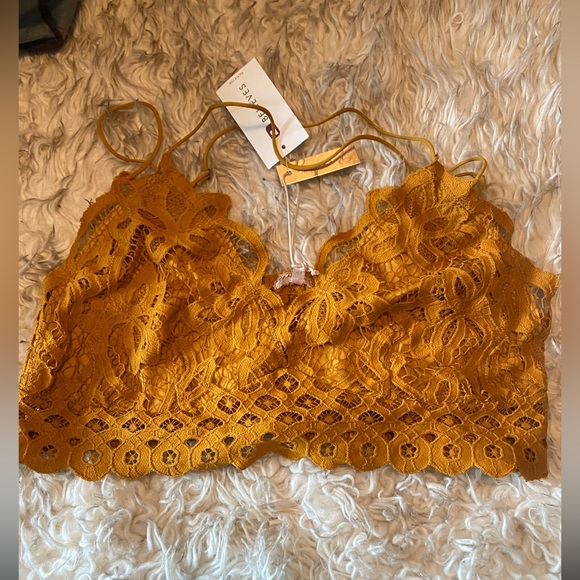 NWT Gichy bralette - Picture 1 of 4